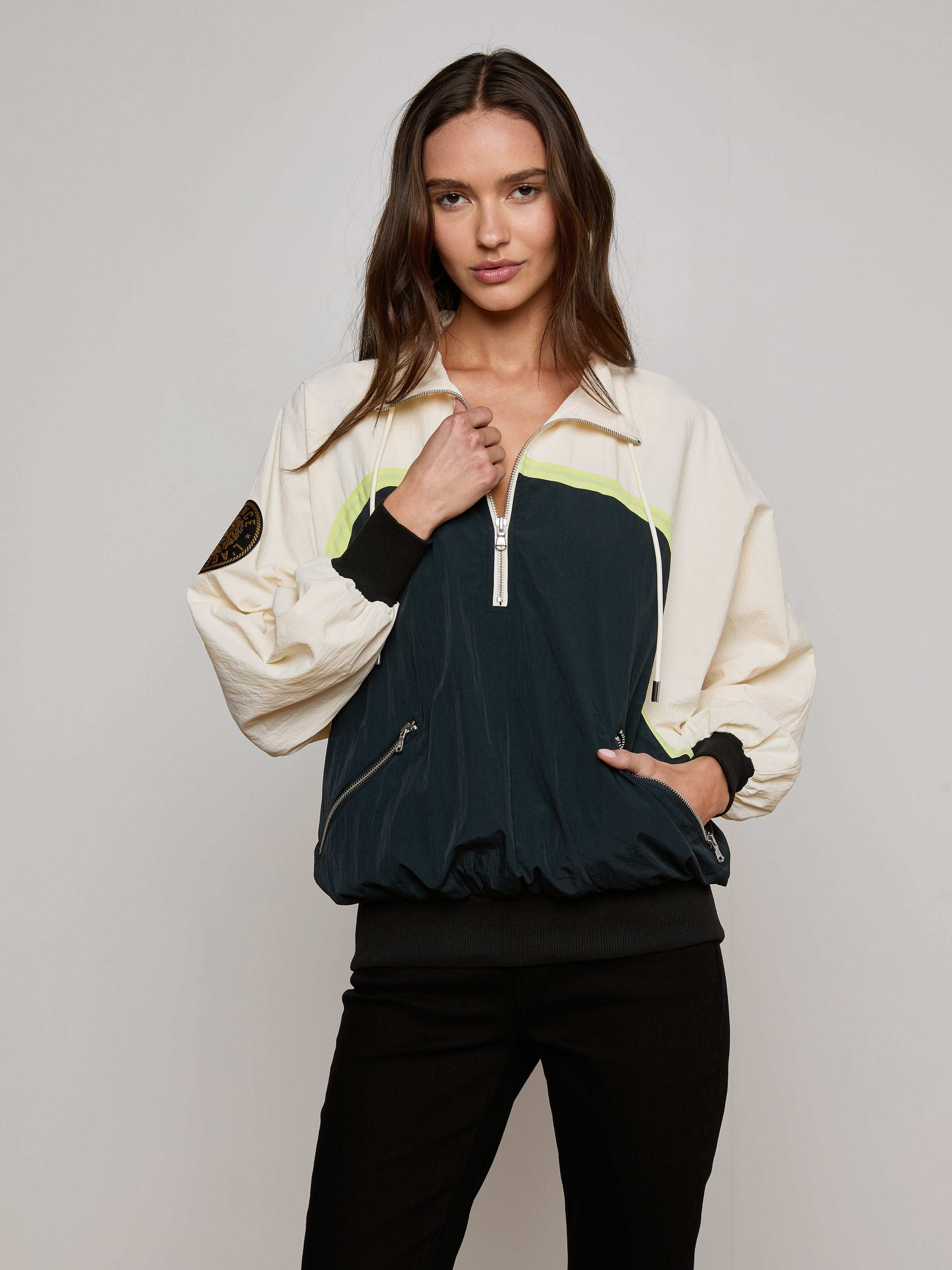 Aurelia Windbreaker