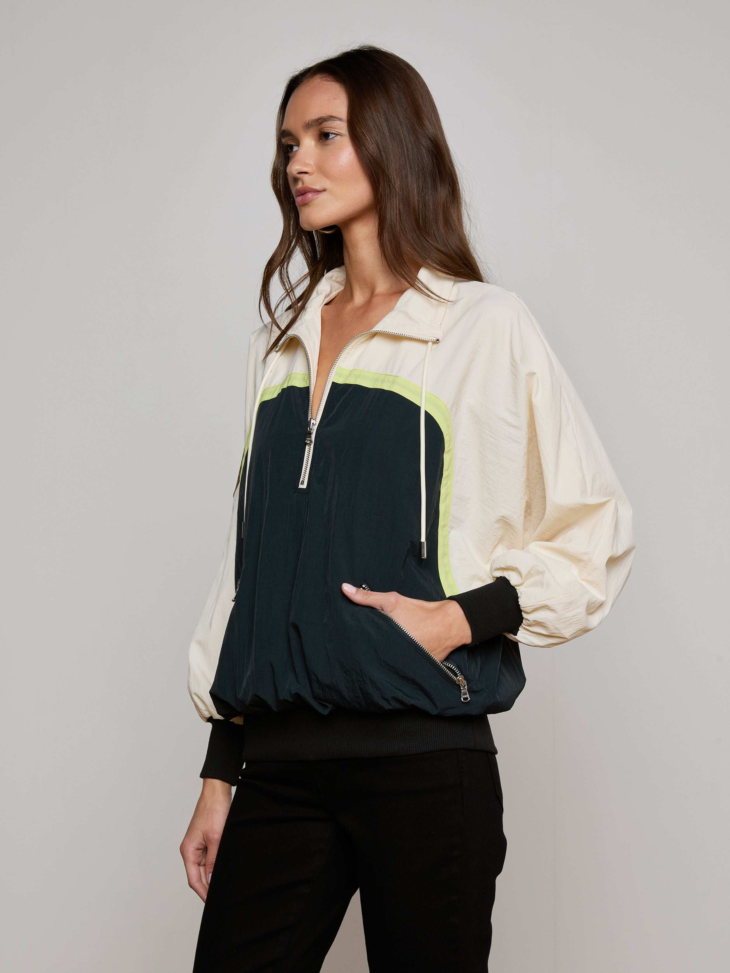 Aurelia Windbreaker