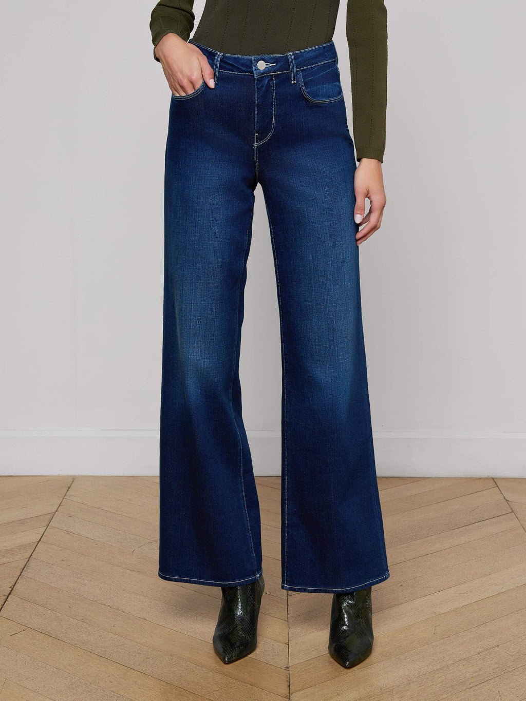 Alicent Wide-Leg Jean